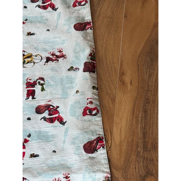 Vintage-Inspired Santa Claus Christmas Table Runner With Red Pom-Pom Trim 68" - Picture 5 of 7